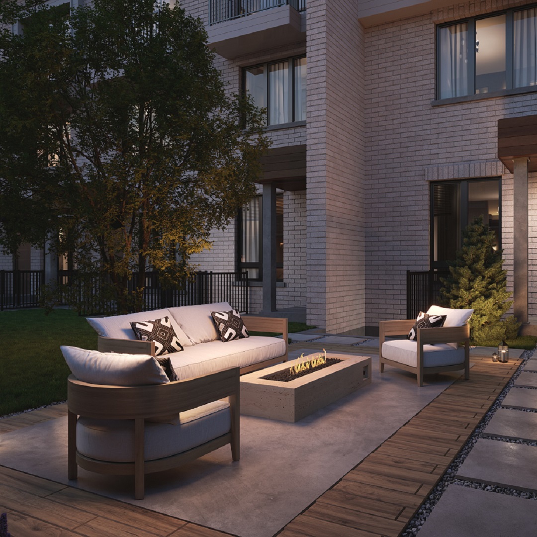 Townhomes at Crosstown bakyard